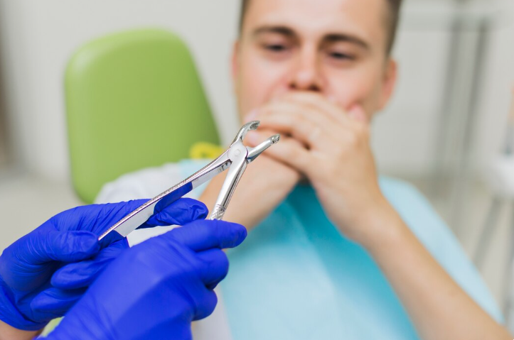 5 Signs You Need Emergency Tooth Extraction